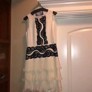 BCBG MaxAzria Cocktail Dress - Sz 06